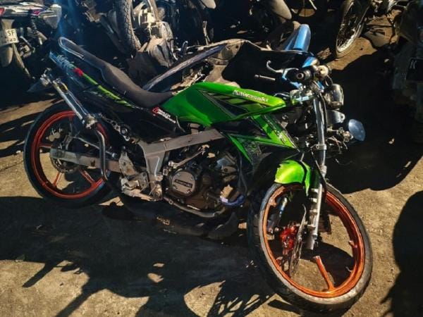 Aksi Standing Motor Berujung Maut, Seorang Pelajar SMK Tewas di Penawangan