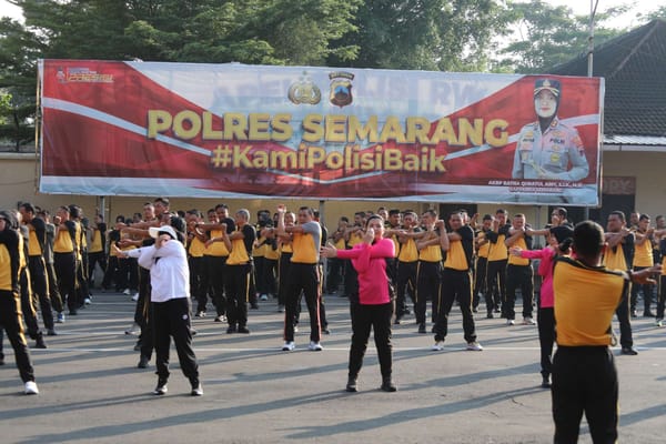 Polres Semarang Gelar Olahraga Bersama untuk Tingkatkan Kekompakan