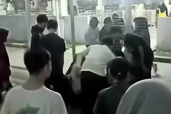 Kesurupan Massal di PT Adonia Tegal Saat Malam 1 Suro