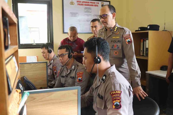 Karo Ops Polda Jateng Tinjau Kesiapan Layanan Call Center 110 di Polres Magelang Kota