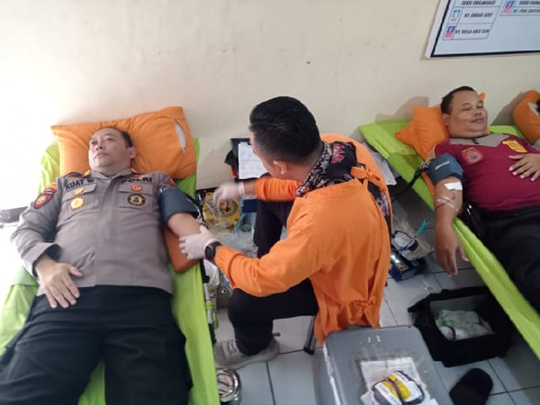 Polsek Kedungbanteng Gelar Bakti Kesehatan Donor Darah dan Cek Gratis