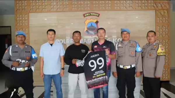 Heboh di Jalanan Kota Magelang, Pembonceng Motor Bawa Pistol Mainan dan Akhirnya Minta Maaf