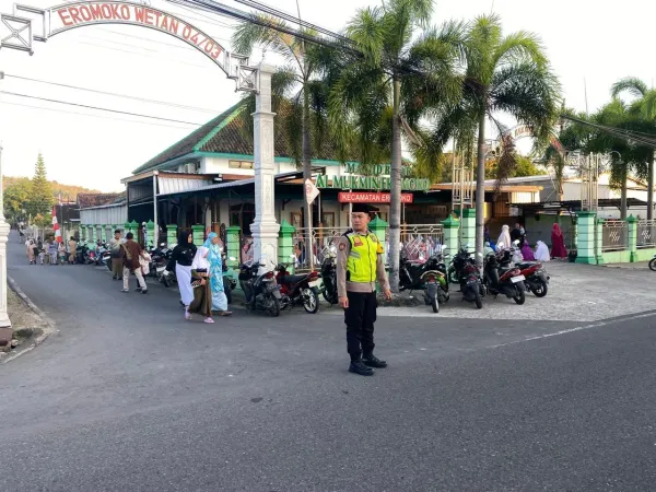 Polres Wonogiri Amankan Sholat Idul Adha, Acara Berlangsung Aman dan Tertib