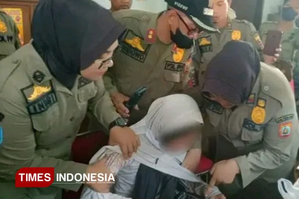 Copet Perempuan Tertangkap Saat Jemaah Haji Tiba di Pemalang