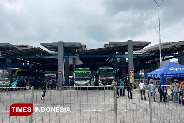 Viral! Anggota TNI Diduga Jadi Korban Pengeroyokan di Terminal Arjosari Malang