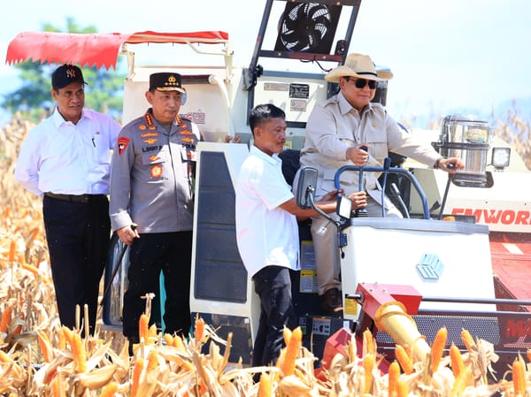 Panen Raya Jagung Sukses, Presiden Prabowo Puji Inisiatif Polri