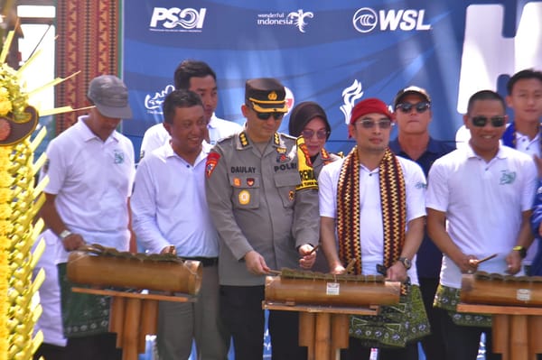 Kejuaraan Dunia Selancar Krui Pro 2025 Dimulai, Polda Lampung All Out Amankan Event Internasional