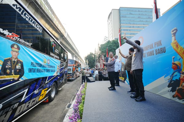 Kapolri Fasilitasi 700 Buruh Terdampak PHK Kembali Bekerja, Wujud Nyata Sinergi Atasi Masalah Ketenagakerjaan