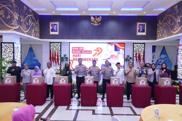 Polda Jabar Tebar Kepedulian Lewat Baksos Serentak: Dari Sembako hingga Dukung Ketahanan Pangan