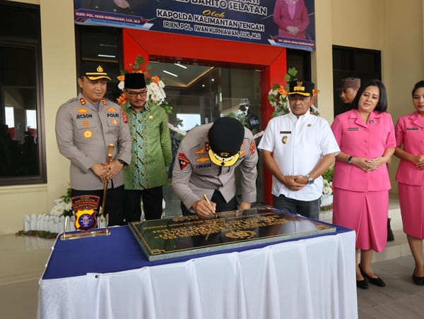 Kunker Di Polres Barsel, Kapolda Kalteng Laksanakan Tatap Muka Dan Resmikan Aula Tantya Sudhirajati
