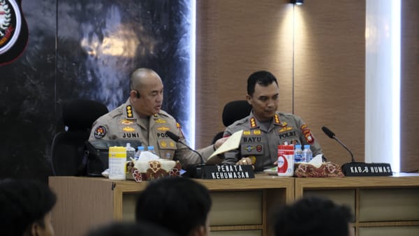 Perkuat Komunikasi Publik, Divhumas Polri Lakukan Pembinaan Kehumasan di Polda Kalbar dan Tiga Polres
