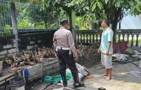 Polsek Tarik Gencarkan Sambang Desa, Dorong Ketahanan Pangan Sesuai Asta Cita Presiden Prabowo