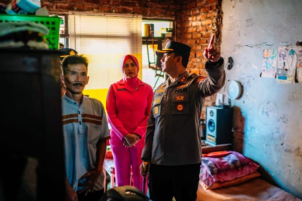 Polres Cimahi Bedah Rumah Purnawirawan Polri, Wujud Penghormatan atas Pengabdian