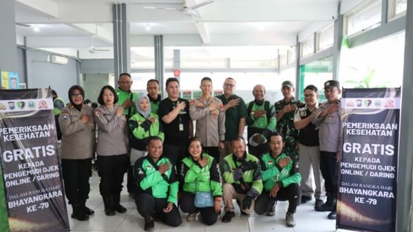 Sambut Hari Bhayangkara ke-79, Polresta Malang Kota Gelar Bakkes Gratis untuk Ratusan Ojol