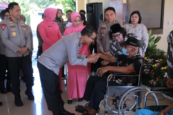 Sambut Hari Bhayangkara ke-79, Polda NTB Gelar Bakti Kesehatan dan Baksos untuk Masyarakat