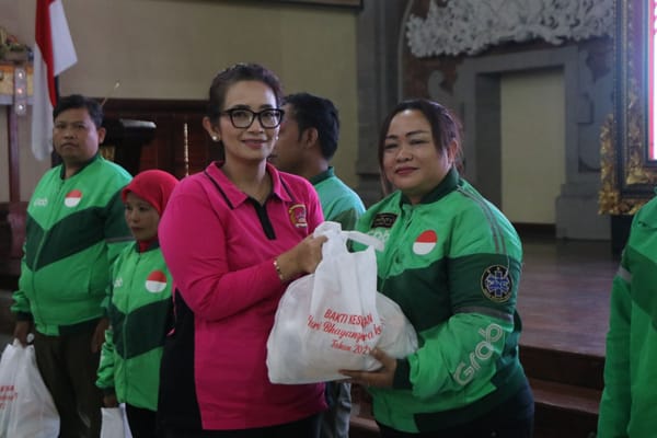 Polda Bali Rayakan Hari Bhayangkara ke-79 dengan Gelar Donor Darah