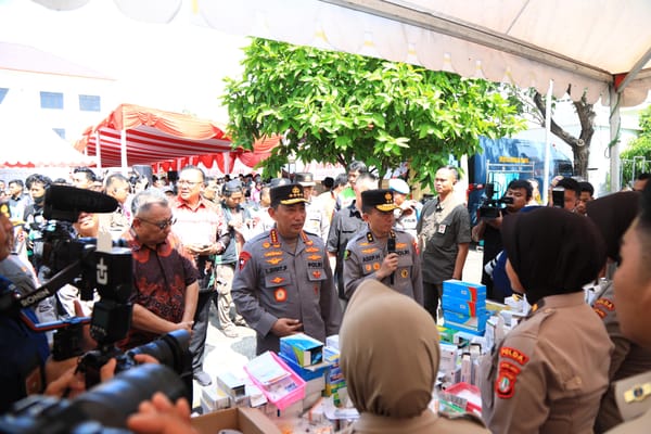 Kunjungi Booth Kesehatan Gratis, Kapolri Pastikan Pelayanan Maksimal untuk Masyarakat
