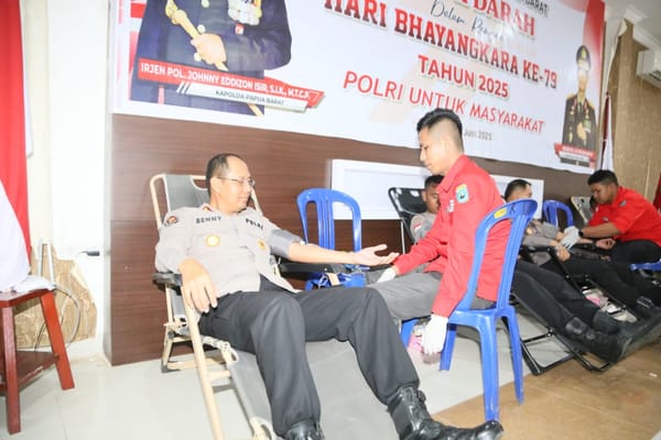 Sambut Hari Bhayangkara ke-79, Polda Papua Barat Gelar Bakti Kesehatan untuk Masyarakat