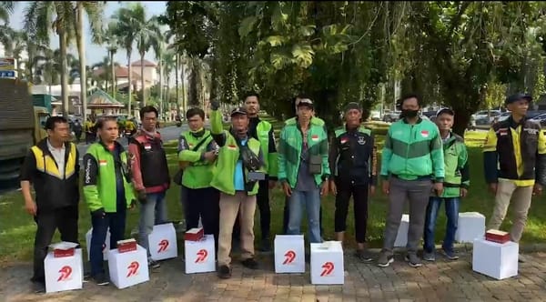 Bakti Kesehatan Polri Dapat Sambutan Hangat dari Ojol dan Difabel: “Terima Kasih Kapolri”