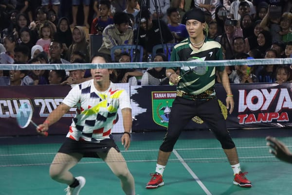 Semarak! Kapolres Tanah Bumbu Cup 2025 Resmi Dibuka di GOR Parama Satwika
