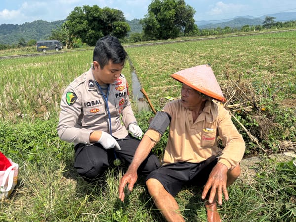 Kisah Bripda Iqbal dan Dedikasinya di Ladang