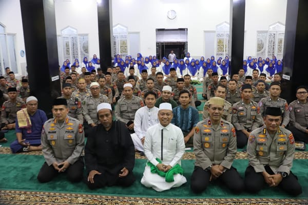 Polda Sulteng Gelar Doa dan Dzikir HUT Bhayangkara ke-79, Ustad Das’ad Latif Hadirkan Tausiyah
