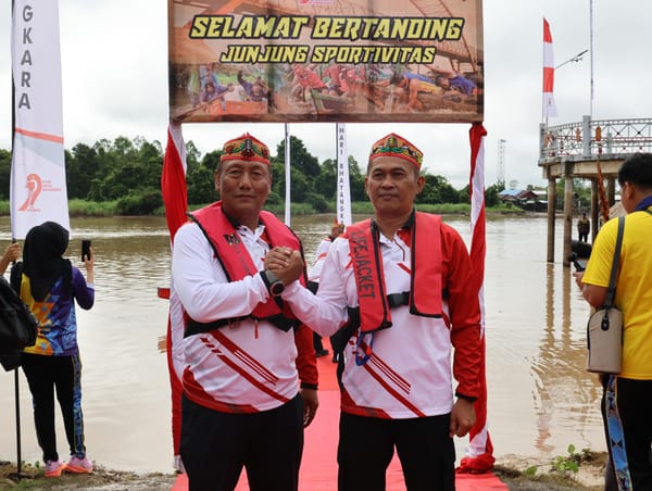 Meriahkan Hari Bhayangkara ke-79, Polda Kalteng Angkat Tradisi Lewat Lomba Besei Kambe