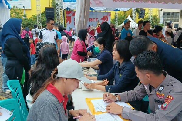 Antusiasme Tinggi Warga Sulut di CFD Megamas, Meriahkan Peringatan Hari Bhayangkara ke-79