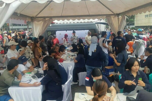 Warga Sulut Padati CFD Megamas, Polda Sulut Gelar Acara Meriah Sambut Hari Bhayangkara ke-79