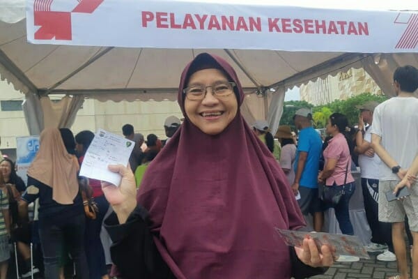 Warga Manado Apresiasi Layanan Kesehatan dan SKCK Gratis di CFD Hari Bhayangkara ke-79