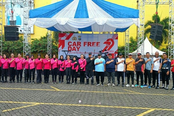 Polda Sulut Gelar Bakti Kesehatan dan Dapur Umum di CFD Spesial Hari Bhayangkara ke-79