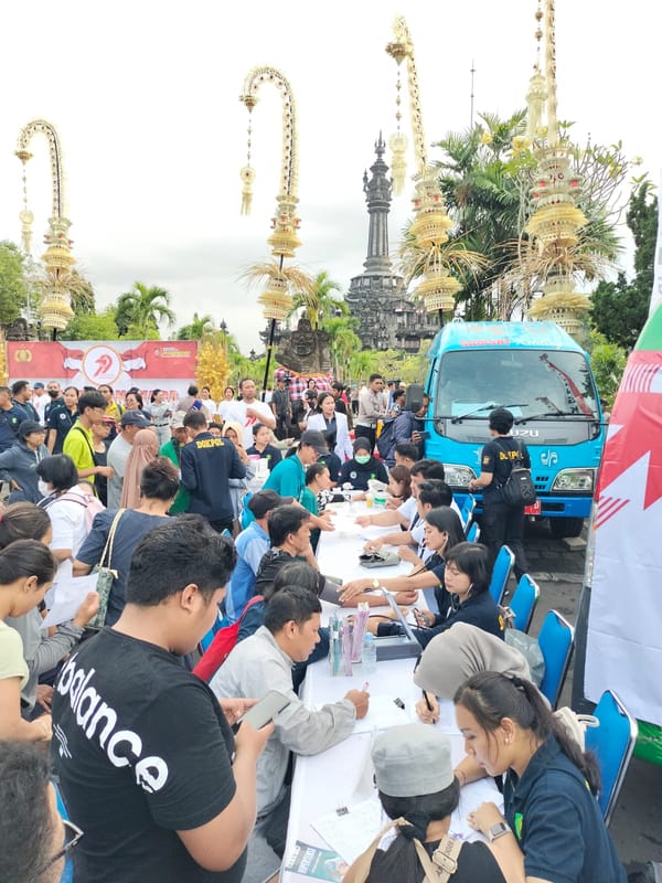 Ratusan Warga Padati Bakti Kesehatan Polda Bali
