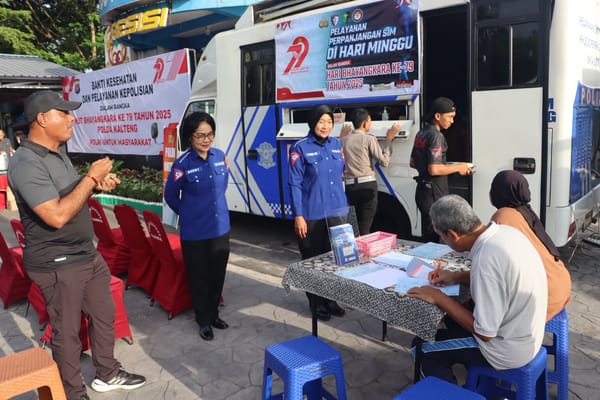 Hari Bhayangkara ke-79, Warga Nikmati Layanan SIM dan STNK di CFD dari Ditlantas Polda Kalteng