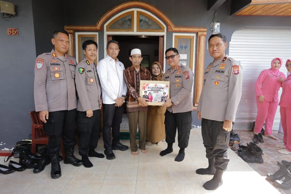 Wakapolda Kalteng Tunjukkan Kepedulian lewat Anjangsana ke AKBP (Purn.) H. Noor Arifin