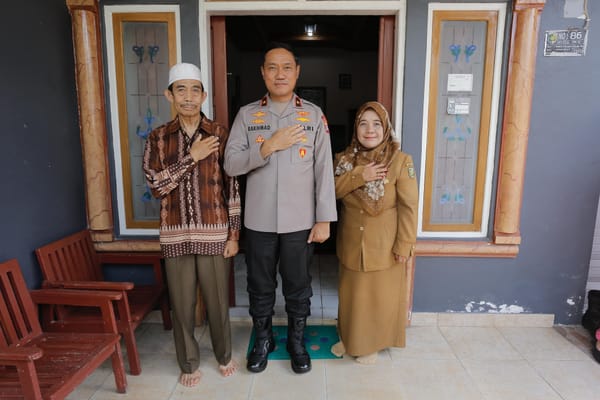 Peringati HUT Bhayangkara ke-79, Wakapolda Kalteng Kunjungi Purnawirawan Polri AKBP H. Noor Arifin