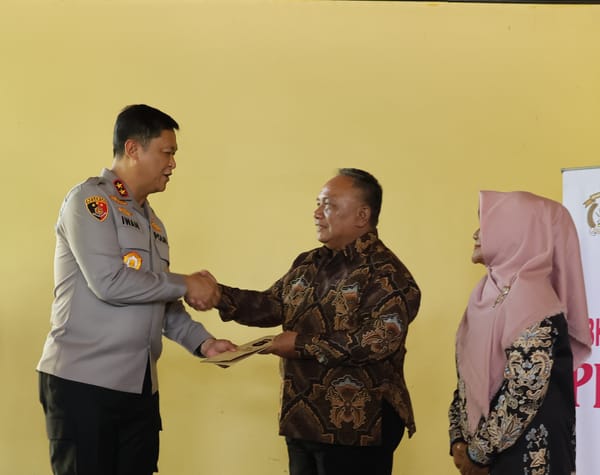 Anjangsana Hari Bhayangkara ke-79, Kapolda Kalteng Pererat Silaturahmi dengan Purnawirawan Polri
