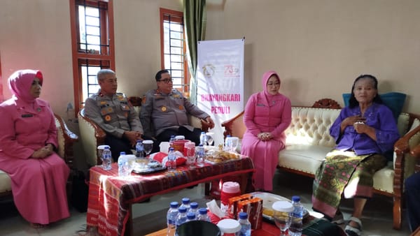 Kapolda Kunjungi Keluarga Anggota Gugur dalam Operasi Teroris di Aceh Besar