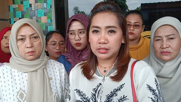 Tangis Keluarga Pecah di Sidang Kopda Bazarsah: "Kami Hanya Ingin Baju Anak Kami Dikembalikan"