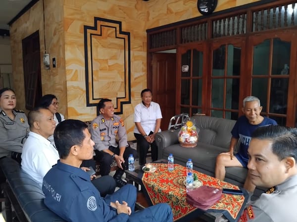 Polda Bali Gelar Anjangsana ke Purnawirawan Polri dalam Rangka Hari Bhayangkara ke-79