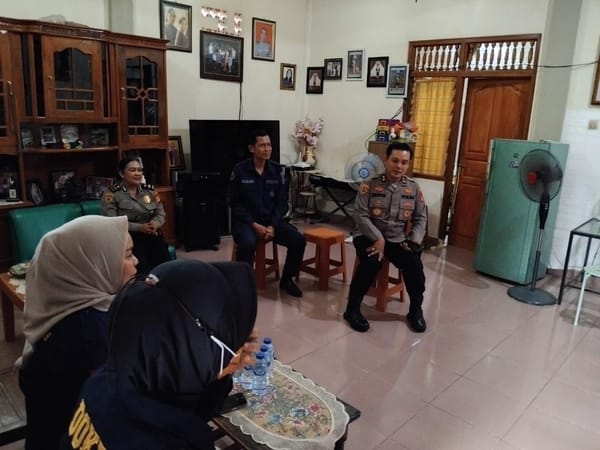 Sambut Hari Bhayangkara ke-79, Polda Bali Anjangsana ke Para Purnawirawan Polri