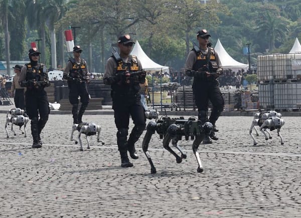 Syukuran HUT Bhayangkara ke-79, Polri Perkenalkan Inovasi Robot Humanoid dan K9