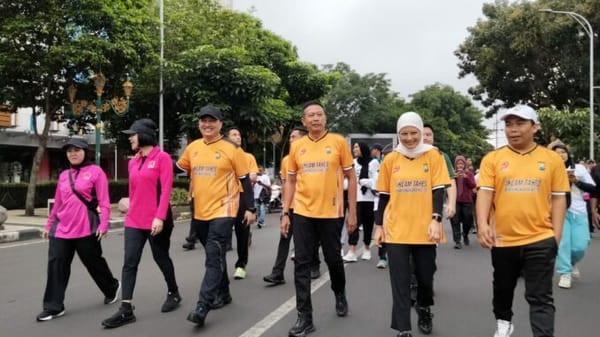 Peringati Hari Bhayangkara ke-79, Polresta Malang Kota Gelar Jalan Sehat & Bagi-Bagi Doorprize