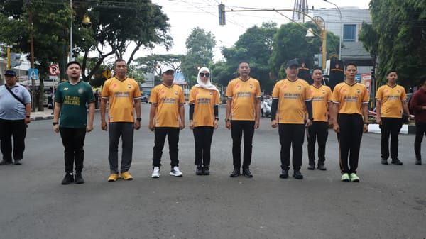 Jalan Sehat Hari Bhayangkara, Polisi dan Warga Menyatu di Jantung Heritage Malang