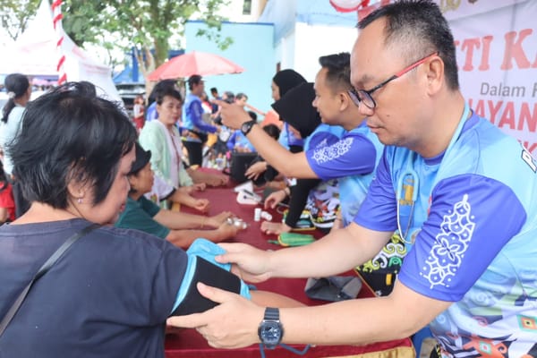 Meriahkan HUT Bhayangkara ke 79 dengan Jalan Sehat dan Bakti Kesehatan Bersama