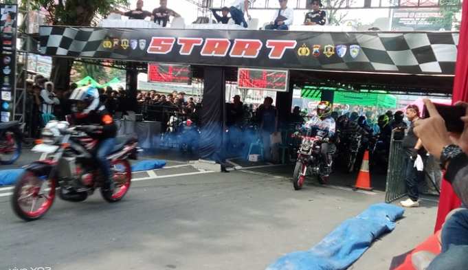 Polres Grobogan Gelar Kejuaraan Drag Bike 2025, Edukasi Pemuda dan Peringati HUT Bhayangkara ke-79