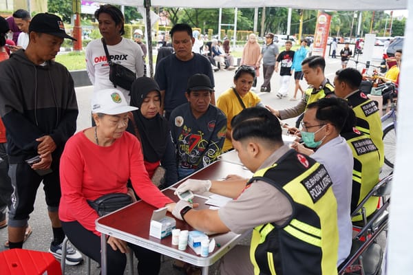 Hari Bhayangkara ke-79, Rumkit Bhayangkara Gelar Baksos Kesehatan Gratis di Car Free Day