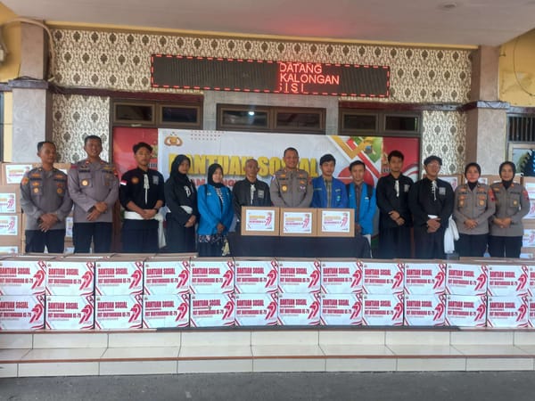Polres Pekalongan Bagikan 1.000 Paket Sembako Sambut HUT Bhayangkara