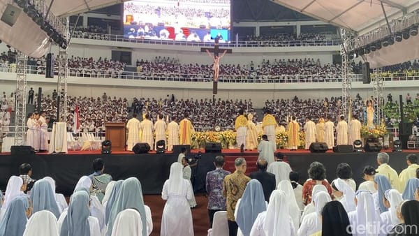 HUT ke-85 Keuskupan Agung Semarang: Ribuan Umat Merayakan Misa Syukur di Jatidiri