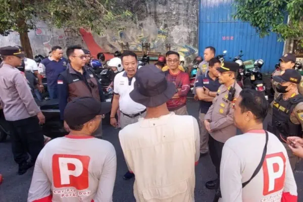 Polres Kudus Tertibkan Juru Parkir Liar yang Kenakan Tarif di Luar Ketentuan
