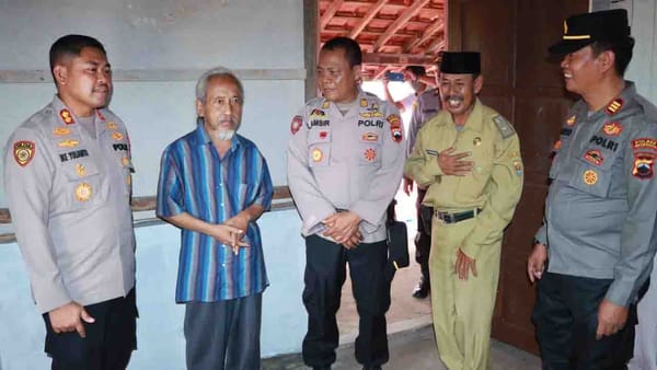 HUT Bhayangkara, Polres Grobogan Perbaiki Rumah Tak Layak Huni